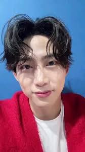 Fan: he looks so beautiful😂❤️🥹