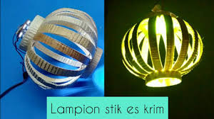 Lampion stik es krim biasanya diciptakan untuk kebutuhan estetika sebuah ruang atau tempat yang ada. Cara Mudah Buat Lampion Minimalis Dari Stik Es Krim Kerajinan Youtube