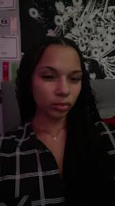 👩🏿‍🦲👩🏿‍🦲