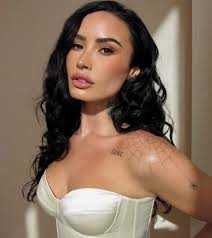 Demi Lovato atuará como produtora executiva no 'CAMP ROCK 3'