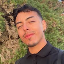 Lizzo turns heads in a tight red dress after debuting her dramatic weight  loss. The singer revealed that her BMI had dropped by 10.5 points and that  she had lost 16 percent