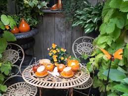 Ein traumhafter staudengarten auf 3.000 qm rund um ein wunderschönes wohnhaus. Angelika Und Berthold Picker Youtube