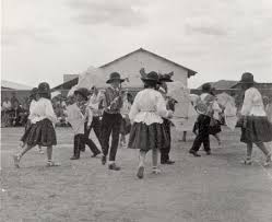 Ссылка на страницу с видео Kallawaya Dance Endangered Archives Programme