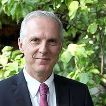 C'est l'épilogue de plusieurs mois de crise de gouvernance chez danone. Gilles Schnepp Wikipedia