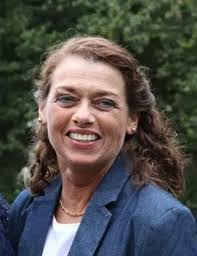 Lauren Amodei's Instagram, Twitter & Facebook