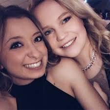 Caitlyn Holmes (Hommie1599@)