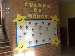 Main Zaragoza Ta Ta Ta Chan Decoraciones Escolares Decoracion De Aulas Manualidades