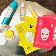 Neogen white truffle hydramax knit mask maske masken, 60 мл. Fb Live Giveaway Alert We Are Live Now On Facebook Com Theklog Join Our Editor In Chief Charlottejcho And K Beauty This Or That Questions Brand Management