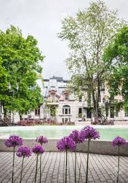 Maybe you would like to learn more about one of these? Purple Allium Flowers In A Spring City Park Square Saint Louis Montreal Quebec Canada Stock Photo Picture And Royalty Free Image Image 148689980