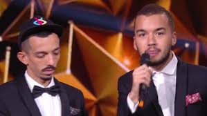 Cette 31ème cérémonie des victoires de la musique, dédiée aux victimes des attentats du 13 novembre, a débuté avec une performance de après 20 ans d'absence et grâce à leur dernier album mandarine, les innocents ont remporté leur 4ème victoire de la musique face à lou doillon avec. Victoire De La Musique 2018 Dommage De Bigflo Et Oli Sacree Meilleure Chanson De L Annee Le Soir