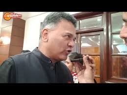 Mr. Dipak Doshi, President, The Saturday Club Limited with Rj Animesh live  from Sargi Meet