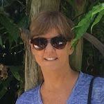 Lori Rauch's Instagram, Twitter & Facebook