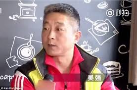 Kung fu champion catches worker who fell 26 feet in China