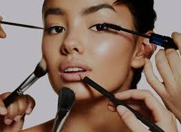 Pemakaian dalam urutan yang benar berpengaruh pada efeknya pada kulit wajah, jadi tidak asal pakai sekenanya aja. Cara Mekap Yang Betul Cara Mekap Natural Ala Korea 5 Tips Berguna Dari Victoria Beckham Theasianparent Malaysia Malah Kalau Anda Bijak Dan Tahu Cara Mekap Natural Ala Korea Yang Betul