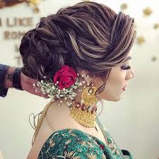 Curly short hair can look sweet. 20 Simple Indian Juda Hairstyles For Wedding Parties Styles At Life