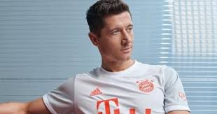 The best fifa football awards 2020 full show. Ø¹Ø±Ø´ ÙƒØ±Ø© Ø§Ù„Ù‚Ø¯Ù… Ù„Ù‡ Ù…Ù„Ùƒ ÙˆØ§Ø­Ø¯ Ø¨Ø§ÙŠØ±Ù† Ù…ÙŠÙˆÙ†Ø® ÙŠØ­ØªÙÙ‰ Ø¨Ø¥Ù†Ø¬Ø§Ø²Ø§Øª Ù„ÙŠÙØ§Ù†Ø¯ÙˆÙØ³ÙƒÙ‰ ÙÙŠ 2020 Ø§Ù„ÙŠÙˆÙ… Ø§Ù„Ø³Ø§Ø¨Ø¹