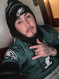 My wife knew nothing about football until she met ME , now look at her  🦅🦅🦅 iv created a monster 🤣😆😂 shes even hitting more nfl parlays than  i am 🥲🥹