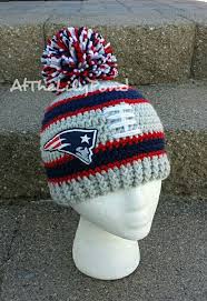 When you're looking to make a knitted gift, craft for charity. New England Patriots New England Patriots Baby Von Atthelilypond Mutze Hakeln Hakeln Ideen Hakelmutze