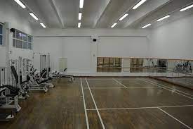 Sala de forță a clubului global fitness este una dintre cele mai confortabile și spațioase săli. Sports Base Tudor Vladimirescu Student Campus Gheorghe Asachi Technical University Of IaÈ™i