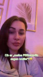 #VoiceFilter und wie geht das Spiel nun? Marvin konnte es mir nicht mehr  erklären, weil er ins Wohnzimmer gepupst hat und ich flüchten musste😄#fy  #fyp #comedy #couplelove #couplethings #lol #germany ...