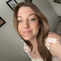 Emily Peart's Instagram, Twitter & Facebook