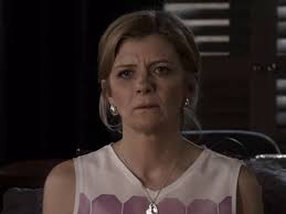 Coronation Street fans say 'oh God' as they work out who Leanne Battersby  is talking to and it's 'not Rowan'