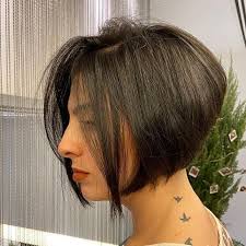 Bob haircuts are timeless and classic, and never go out of fashion. 33 Hot Graduated Bob Haircuts For Women Of All Ages 2021 Update