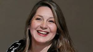 Murió Estella Harris la actriz de Seinfeld y la voz de la señora cara de  papa