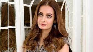 On weekends, i enjoy staying in and inviting friends over. Dia Mirza Admits Her Debut Film Rehnaa Hai Terre Dil Mein Has Sexism In It People Were Making Sexist Cinema Filmibeat
