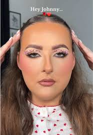 🌹❤️ #heyjohnny #makeup #makeuptransition #valentinesmakeup #valentinesday  #valentines2025 #makeupbylizrose #transition #fyp #trending