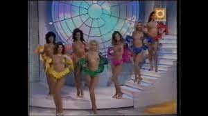 Italian Stripping Housewives - TV Game Show - YouTube