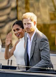 El príncipe Harry y Meghan Markle trabajan una hora a la semana en su fundación, hay tres empleados y apenas tienen donaciones | Casa Real