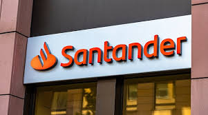 In 1999 it merged with banco central hispano, which had in turn been formed through the 1991 merger of banco central and banco hispanoamericano.the combined bank, known as banco santander central hispano, or bsch,: Grossbank Santander Ubernimmt Wirecard Kerngeschaft