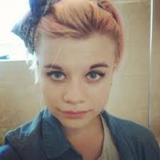 Louisa Hickman's Instagram, Twitter & Facebook