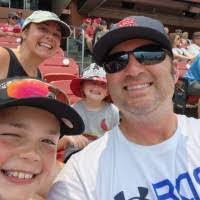 Ron Luckett's Instagram, Twitter & Facebook