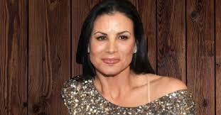 Diane Alexander's Instagram, Twitter & Facebook