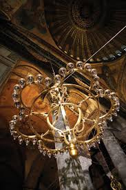 Ayasofya Ayasofyamuzesi Avize Aydinlatma Dekorasyon Icmekan Mimari Icmimari Sanat Islamsanati Avize Avizeler Aydinlatmalar