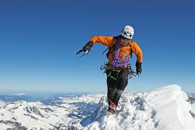 Whether you're psyched on trad, sport, bouldering, big wall. Zum Tode Von Ueli Steck 30 April 2017 Ein Nachruf Von Robert Bosch Bergsteiger Magazin