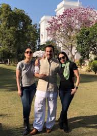 Nawab Saif Ali Khan Wife And Sister In Law At Pataudi Palace Taimur Ali Khan Bollywood Bollywood Stars