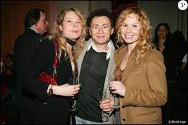 Cocktail habilement dosé pour une histoire plutôt plaisante. Irina Ninova Daniel Rialet Et Carole Richert Avant Premiere Du Film La Doublure Au Cinema Gaumont Champs Elysees Projection Suivie D Une Soiree Dans Les Sa Purepeople