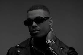 Jordan John lança album 'Who Is Jordan John' pela eVIVE Records de Steve  Lawler