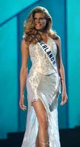 Since 2016 the miss world netherlands is holding an official pageant to select a national winner for miss world. Kim Kotter Represento A Los Miss Mexico Everywhere Facebook