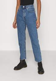 Each season, together with the design directors, menswear expert. Levi S Made Crafted 501 Crop Straight Leg Jeans Lmc Cliffside Blue Denim Zalando De