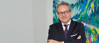 Unsere kunden mit sehbehinderung können sich mit ihren gewohnten zugangsdaten im. Private Banking Stadtsparkasse Munchen