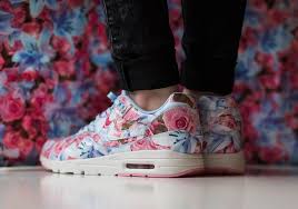 Free delivery and returns on ebay plus items for plus members. Floral Print Air Max 1s Are The Perfect Spring Sneaker For The Ladies Sneakernews Com Nike Air Max Nike Free Shoes Nike Air