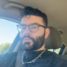 Eva Blunt's Instagram, Twitter & Facebook