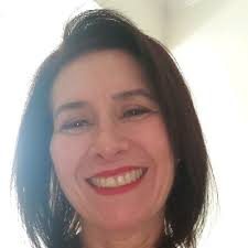 📌 Quando eu digo para outras pessoas que sou empreendedora (Dona da minha  própria Agência De Viagens), normalmente as pessoas acham que é fácil,  acham que tudo se baseia em vender pacotes!