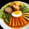 Ini sangat cocok dihidangkan sebagai menu makan siang maupun makan malam. 1