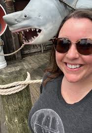 Sarah McAnulty (@sarahmackattack) • Threads, Say more