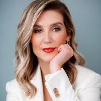 Amy David's Instagram, Twitter & Facebook